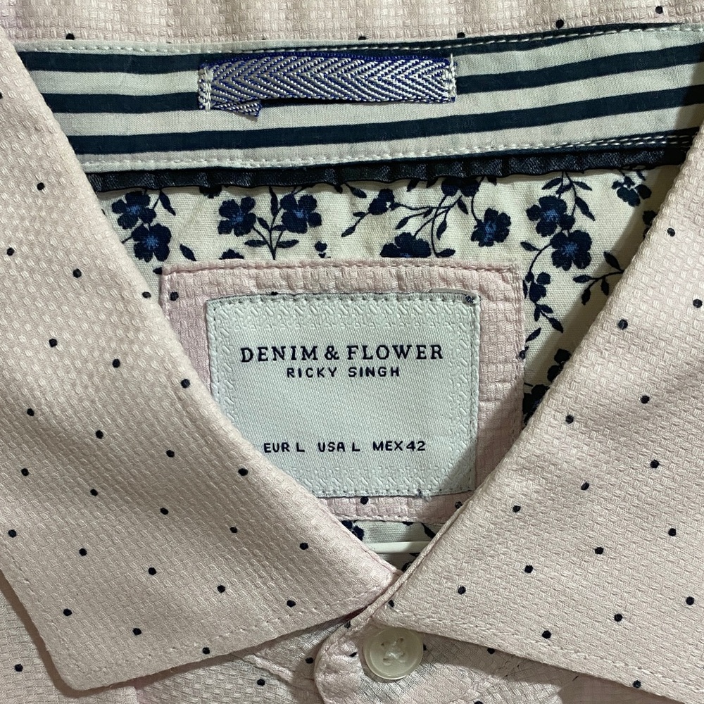 Elegant Light Pink Polka Dot Dress Shirt - Picture 2 of 6